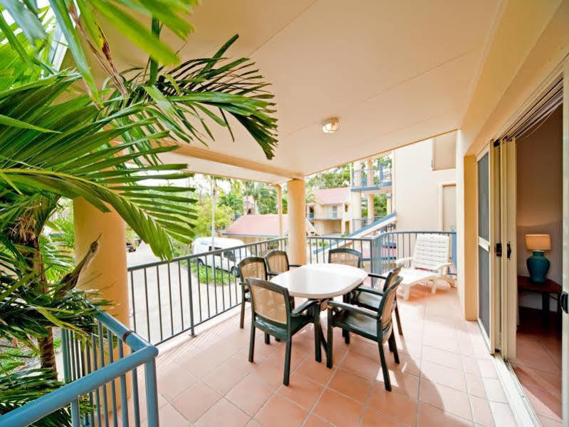 At Beach Court Holiday Villas Airlie Beach Exterior foto